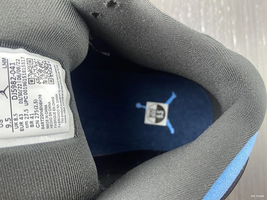 Jordan Retro - University Air DJ5982 13 041 'Black Blue' 0127